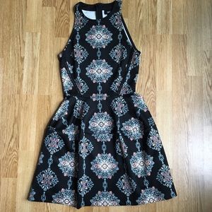 Patterned high neck dress Mossimo supply co XS